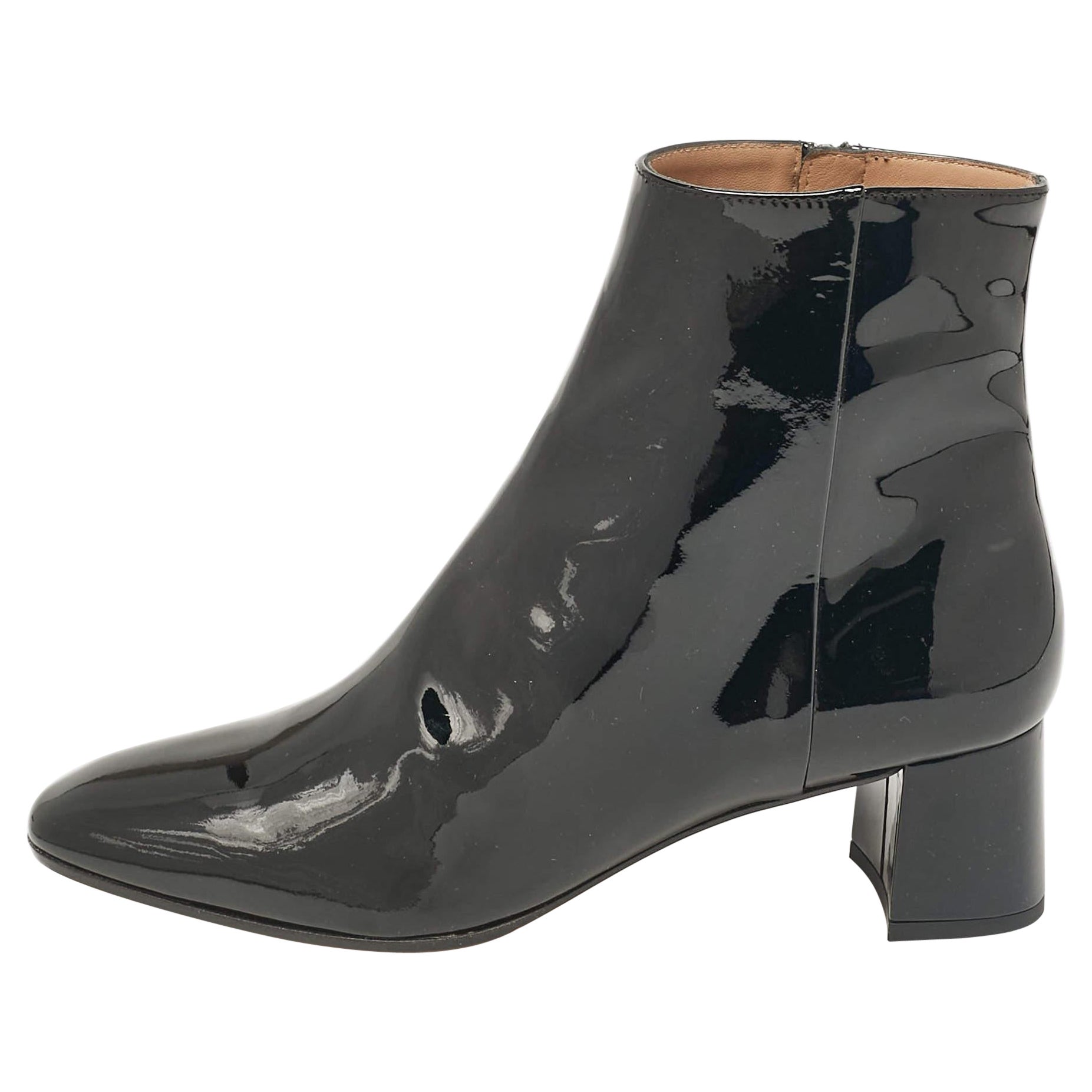 Aquazzura Black Patent Leather Ankle Length Boots Size 41 For Sale