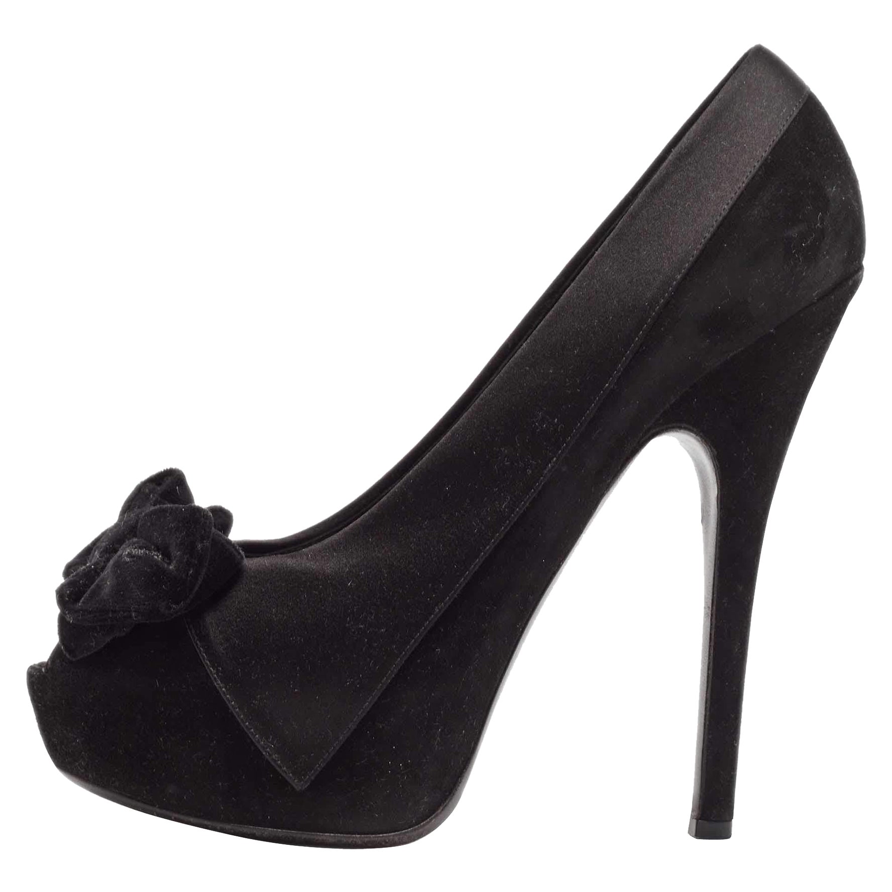 Louis Vuitton Black Satin and Suede Peep Toe Platform Pumps Size 39.5 For Sale