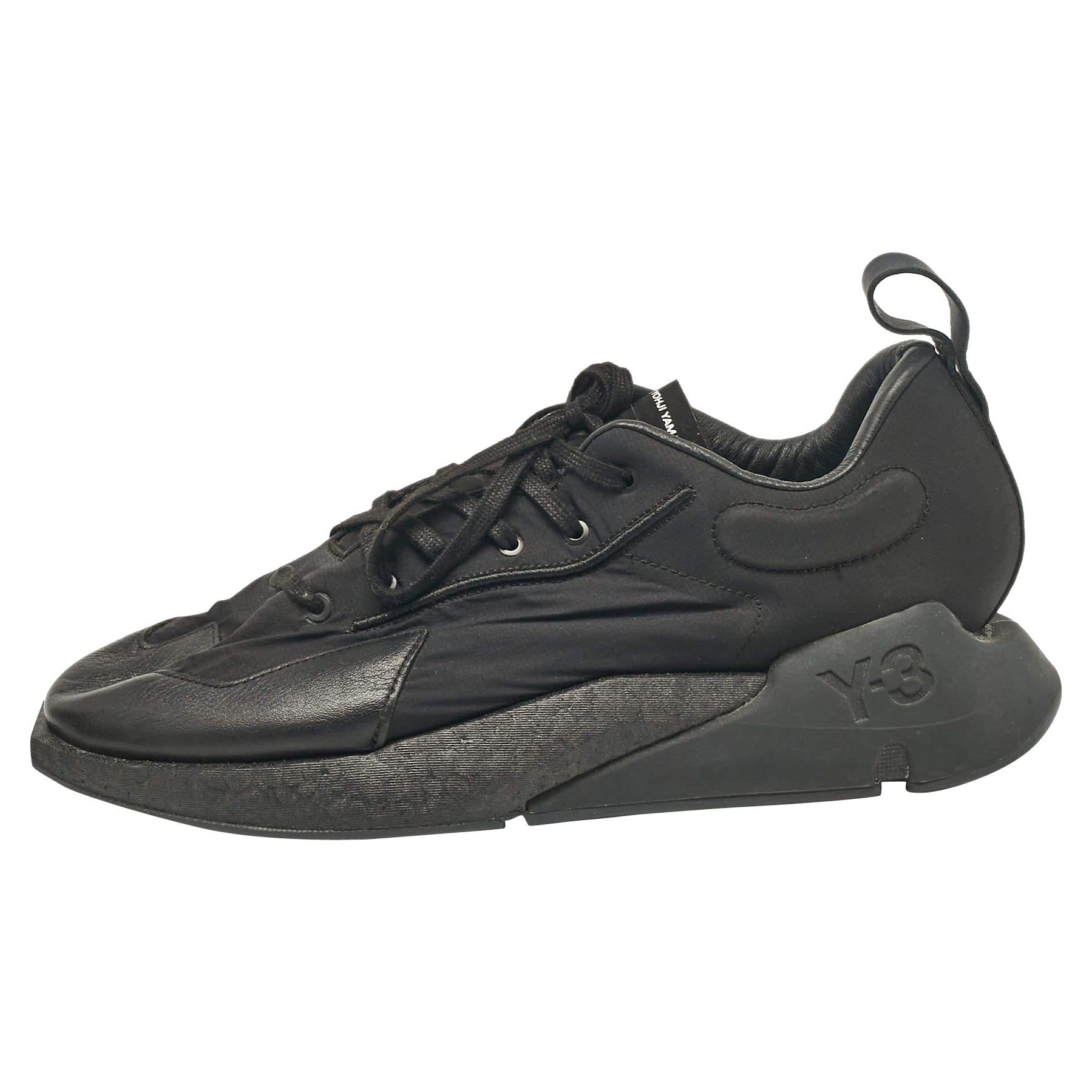 Y-3 Black Leather and Nylon Low Top Sneakers Size 42.5 For Sale