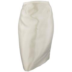 BADGLEY MISCHKA Skirt - Size 6 Cream Structured Satin Pencil Skirt