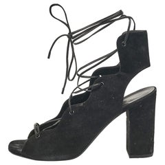 Saint Laurent Sandalias tobilleras de ante negro talla 40
