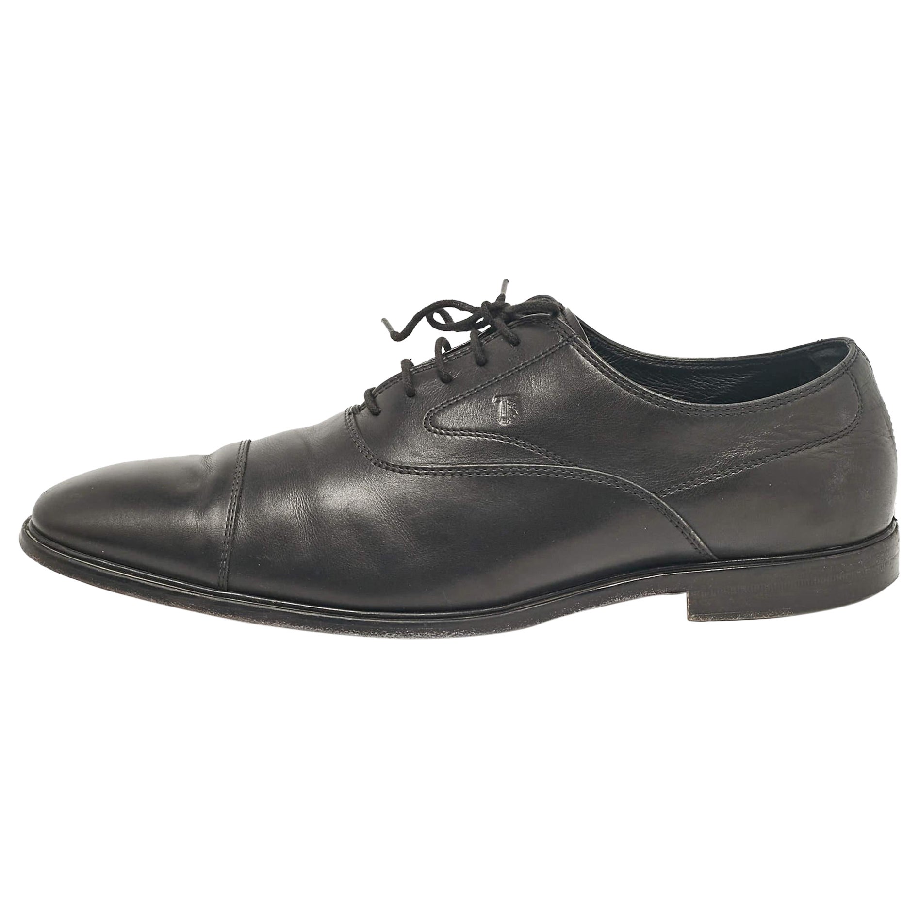 Tod's Black Leather Lace Up Oxfords Size 45 For Sale
