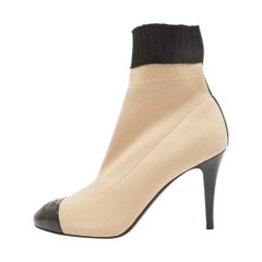 Chanel Beige/Black Knit Fabric and Patent Cap Toe CC Ankle Booties Size 39