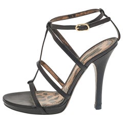 Sandalias de tiras de piel negra Dolce & Gabbana talla 39