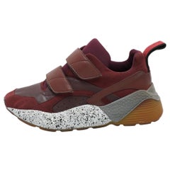 Stella McCartney Burgunderfarbene Eclypse Low Top Turnschuhe aus Kunstleder und Wildleder in Wildleder Größe 38