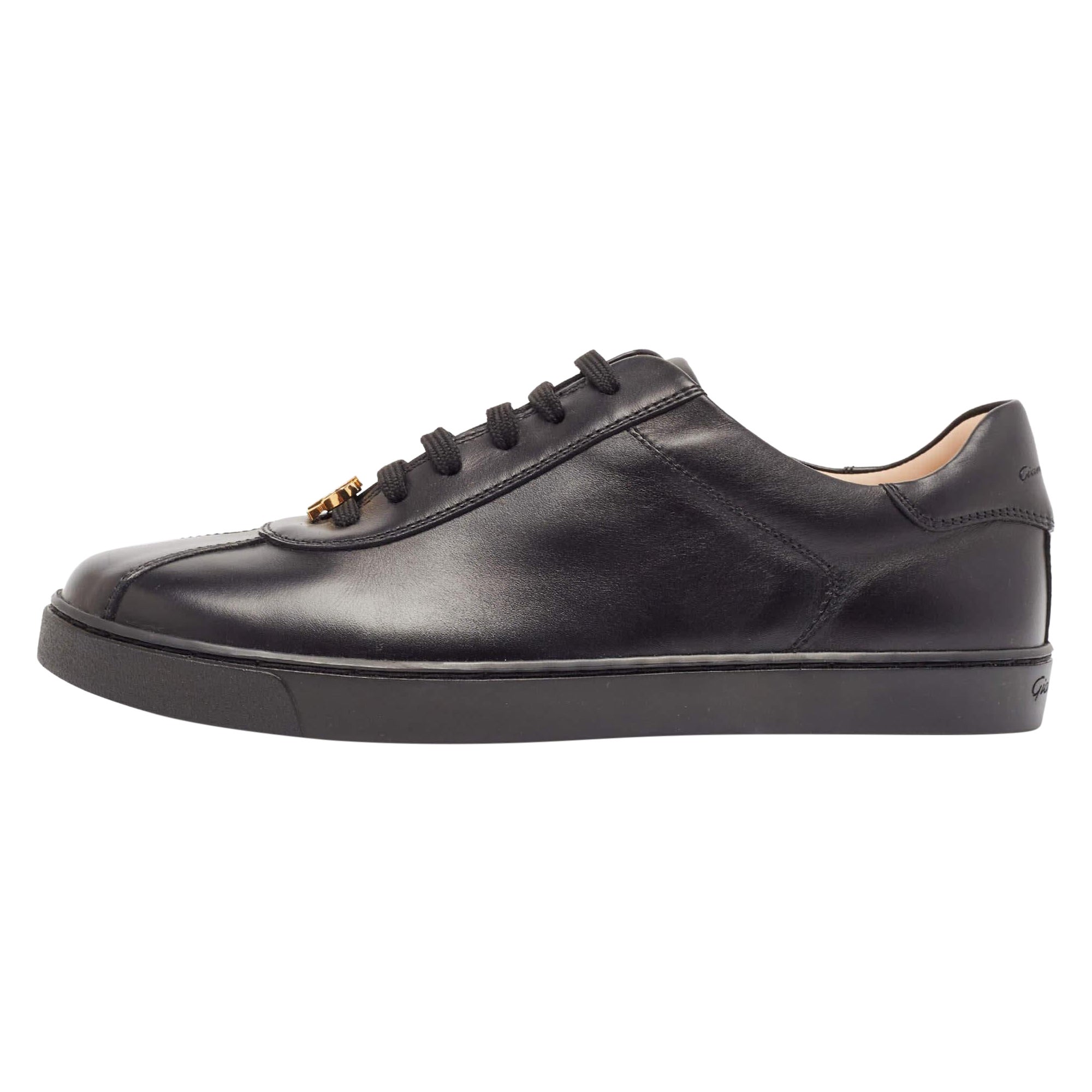 Gianvito Rossi, scarpe da ginnastica basse in pelle nera, misura 39