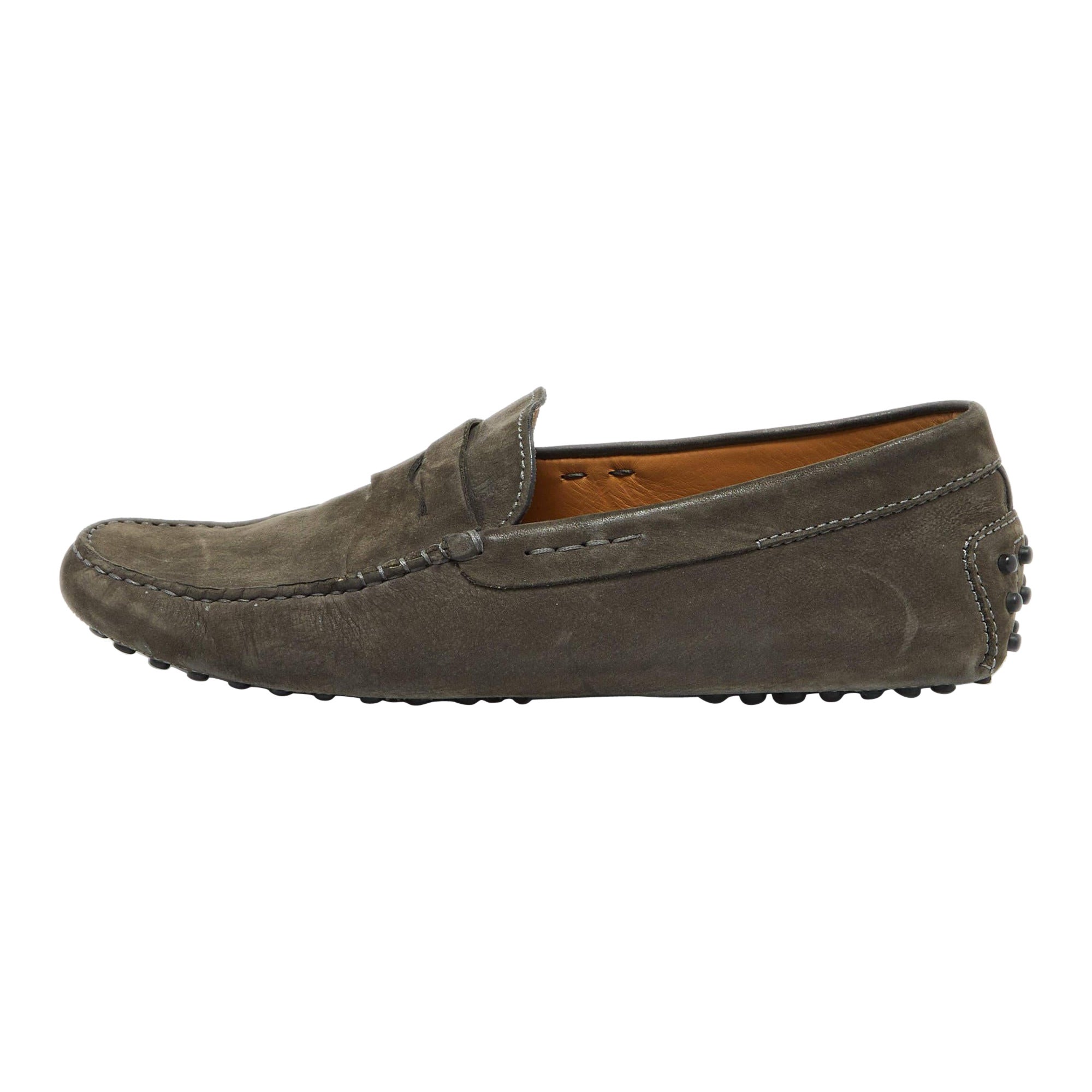 Tod's Olive Green Nubuck Leather Gommino Loafers 41.5 For Sale