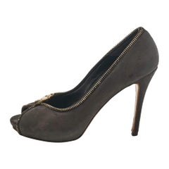 Alexander McQueen Black Nubuck Skull Zipper Detail Peep Toe Pumps Size 37.5