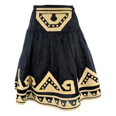 DIANE VON FURSTENBERG Size 2 Black Beige Silk Embroidered Pleated Skirt