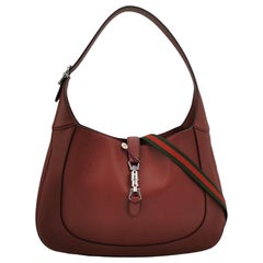 Gucci Jackie 1961 Burgundy Large Pebbled Leather Shoulder Bag with Strap