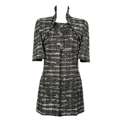Chanel 14 carats style célibataire Veste en tweed à rubans noirs rare 38 FR