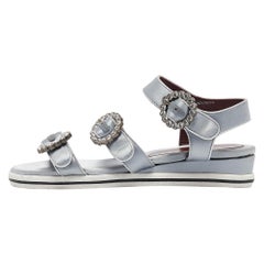 Marc by Marc Jacobs - Sandales plates en satin gris ornées de cristaux - Taille 36
