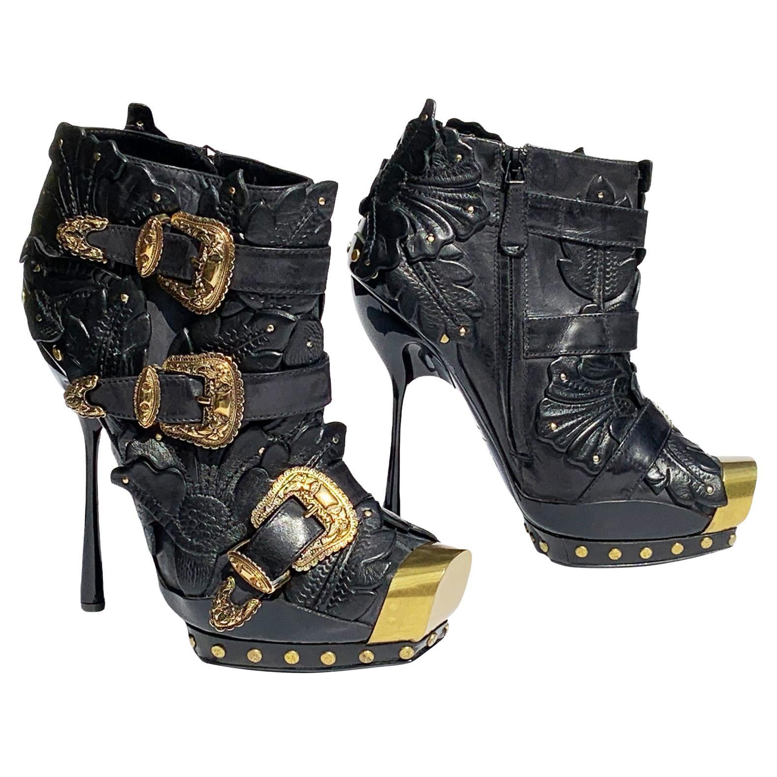 Nouveau Alexander McQueen S/S 2011 - Bottines cloutées embellies en 3D 38,5 - 8.5 en vente