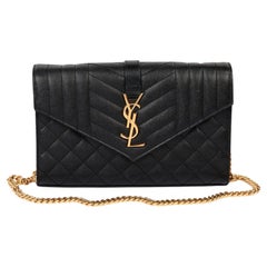 Saint Laurent Portafoglio in pelle trapuntata Cassandre nero Grain de Poudre