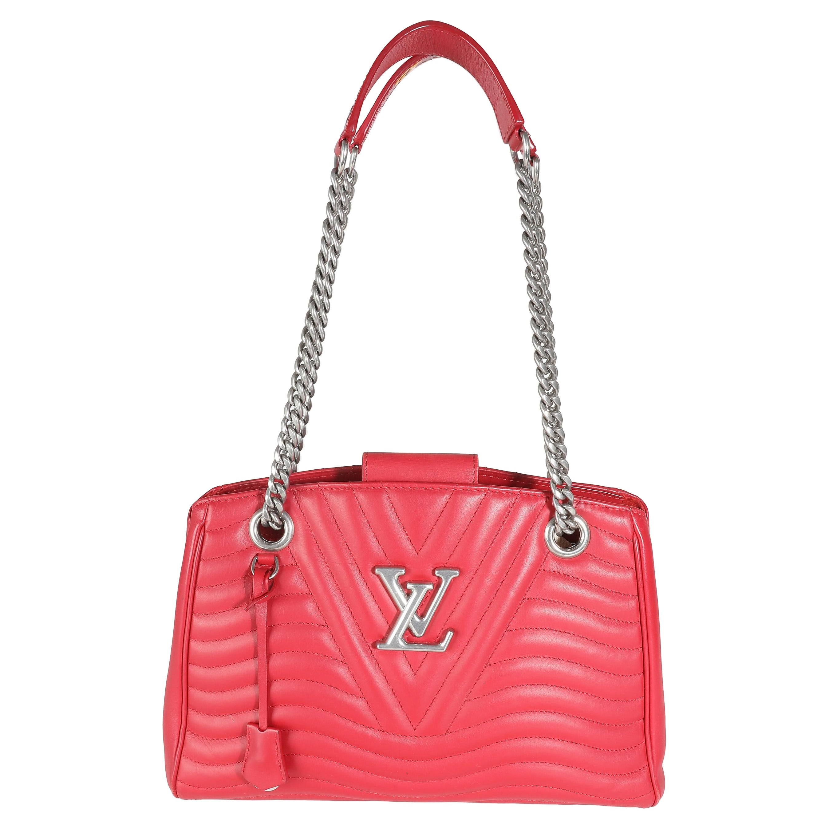 Louis Vuitton Ecarlate Calfskin New Wave Chain Tote For Sale