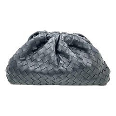 Bottega Veneta Pouch Large Intrecciato in pelle di vitello nero