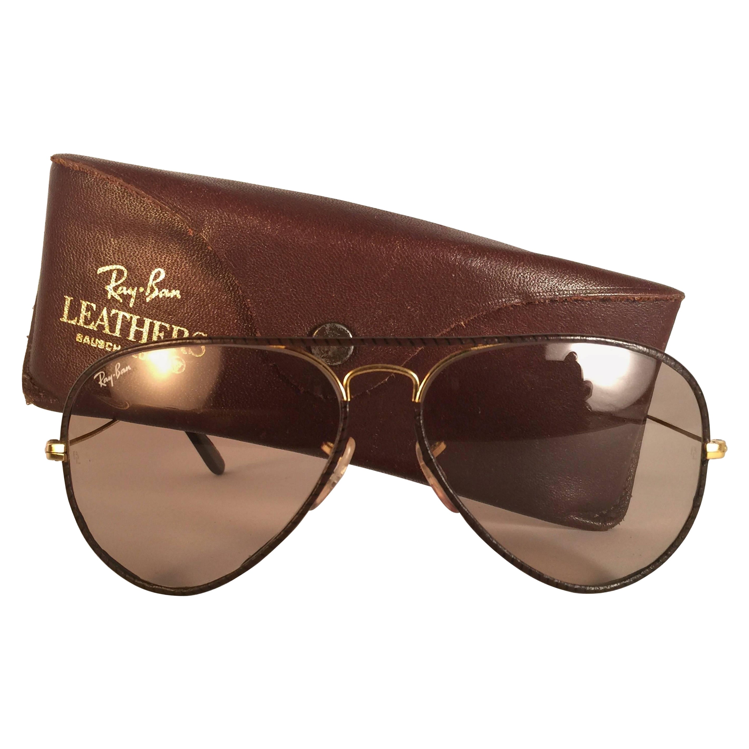 Do real Ray-Bans say Made in Italy?