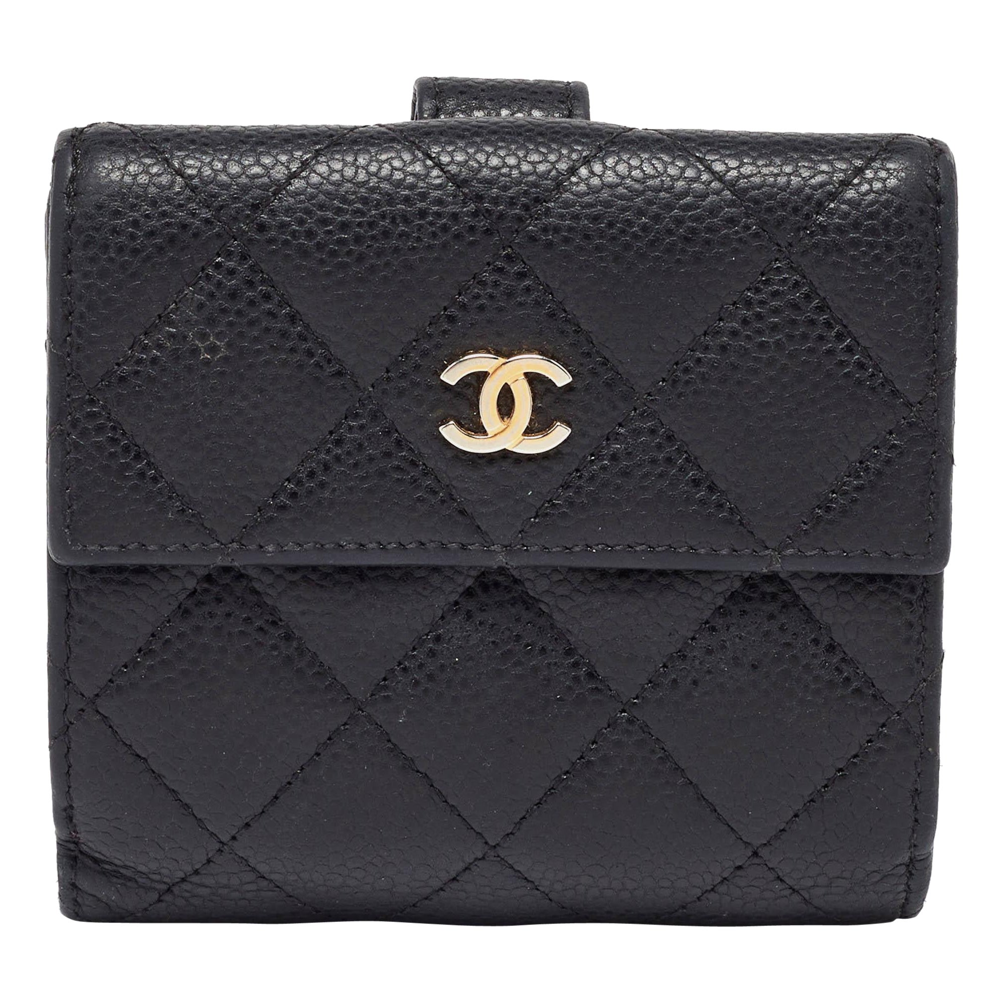 Chanel Black Quilted Caviar Leather CC Compact Wallet For Sale