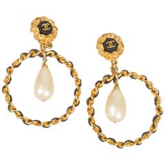 Chanel Vintage 80's Hula Hoop Earrings with Pearl Drop - gold/black
