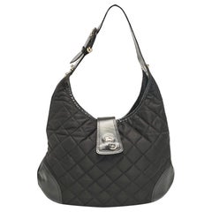 Burberry Negro Nylon Acolchado Brooke Hobo