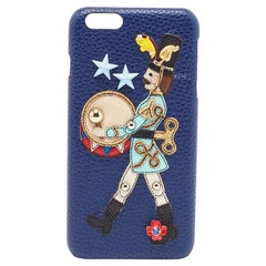 Dolce & Gabbana Blaues iPhone 6 Etui aus Leder mit Nussbaum Cracker-Verzierung