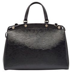 Schwarze Electric Epi Leder-Tasche von Louis Vuitton Brea MM
