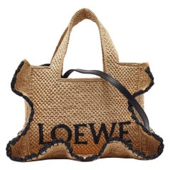 Loewe x Paula's Ibiza Fourre-tout à volants en raphia noir/naturel