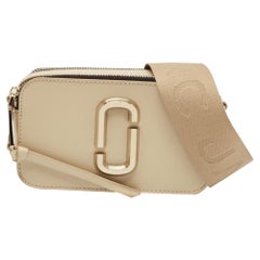 Marc Jacobs Borsa a tracolla con fotocamera Snapshot in pelle verniciata beige