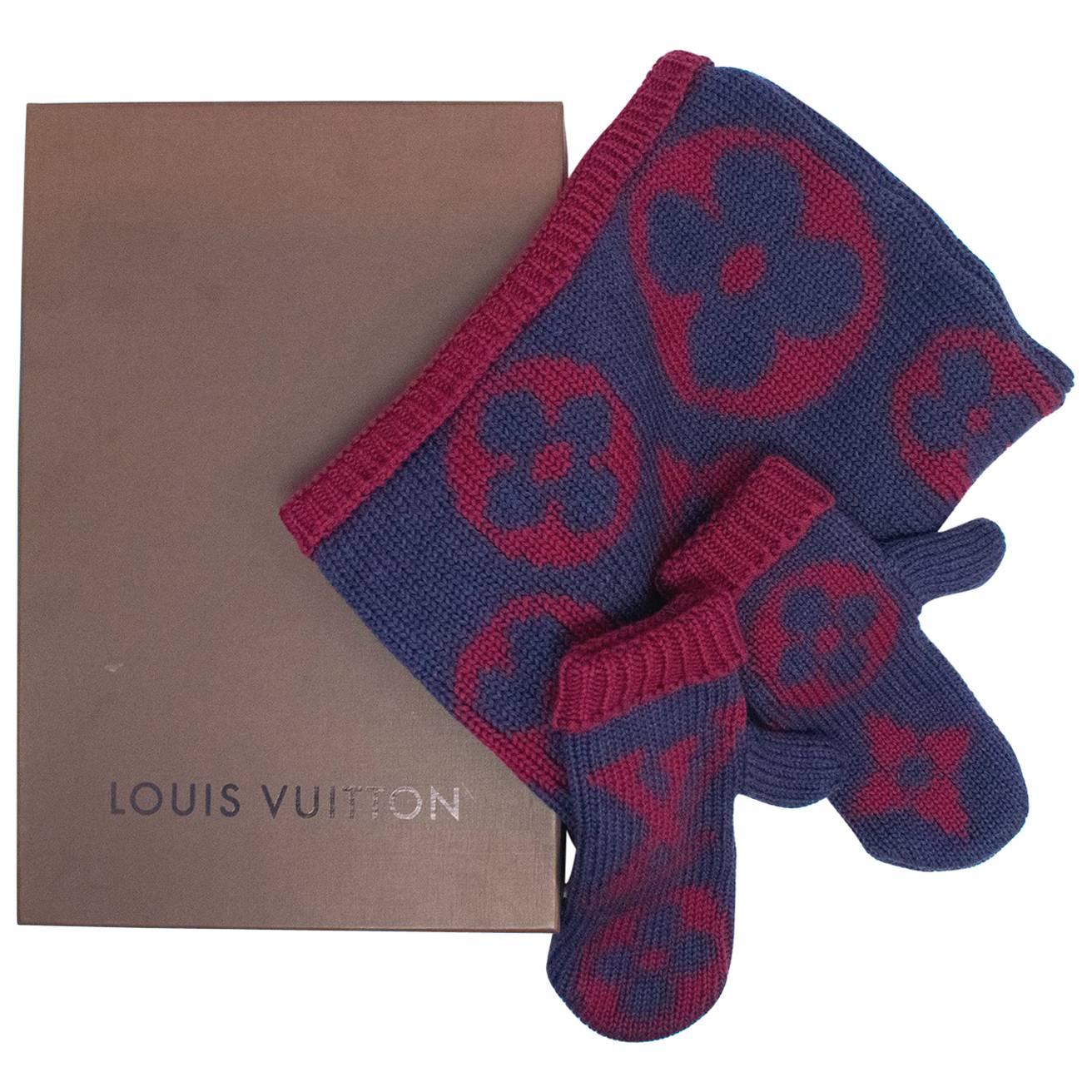 Louis Vuitton Purple and Magenta Knit Snood and Mittens For Sale