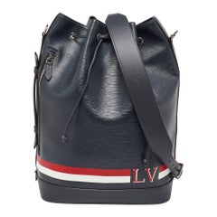 Louis Vuitton - Sac Marin en cuir épi bleu marine
