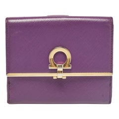 Salvatore Ferragamo Cartera Gancio Cierre Francés Piel Morada