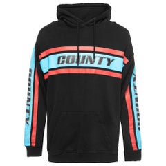 Marcelo Burlon Felpa con cappuccio in cotone con stampa a righe della contea nera M.
