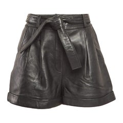 Maje Schwarze Leder Shorts mit Gürtel L