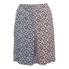 Versace Pink/Purple Logo Print Crepe Shorts L