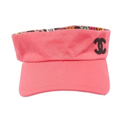 Chanel Gorra de visera de algodón rosa con detalle de logotipo
