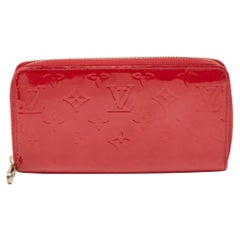 Portafoglio Louis Vuitton Pomme D'amour Monogram Vernis Zippy