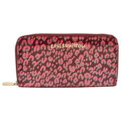 Portafoglio Louis Vuitton Rouge Fauviste Monogram Vernis Leopard Zippy