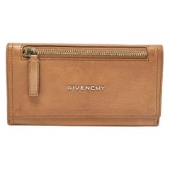 Portefeuille continental à fermeture éclair en cuir Brown de Givenchy