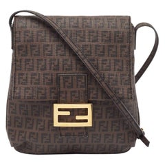 Bolso Messenger con Solapa de Lona Revestida de Zucchino Tabaco de Fendi