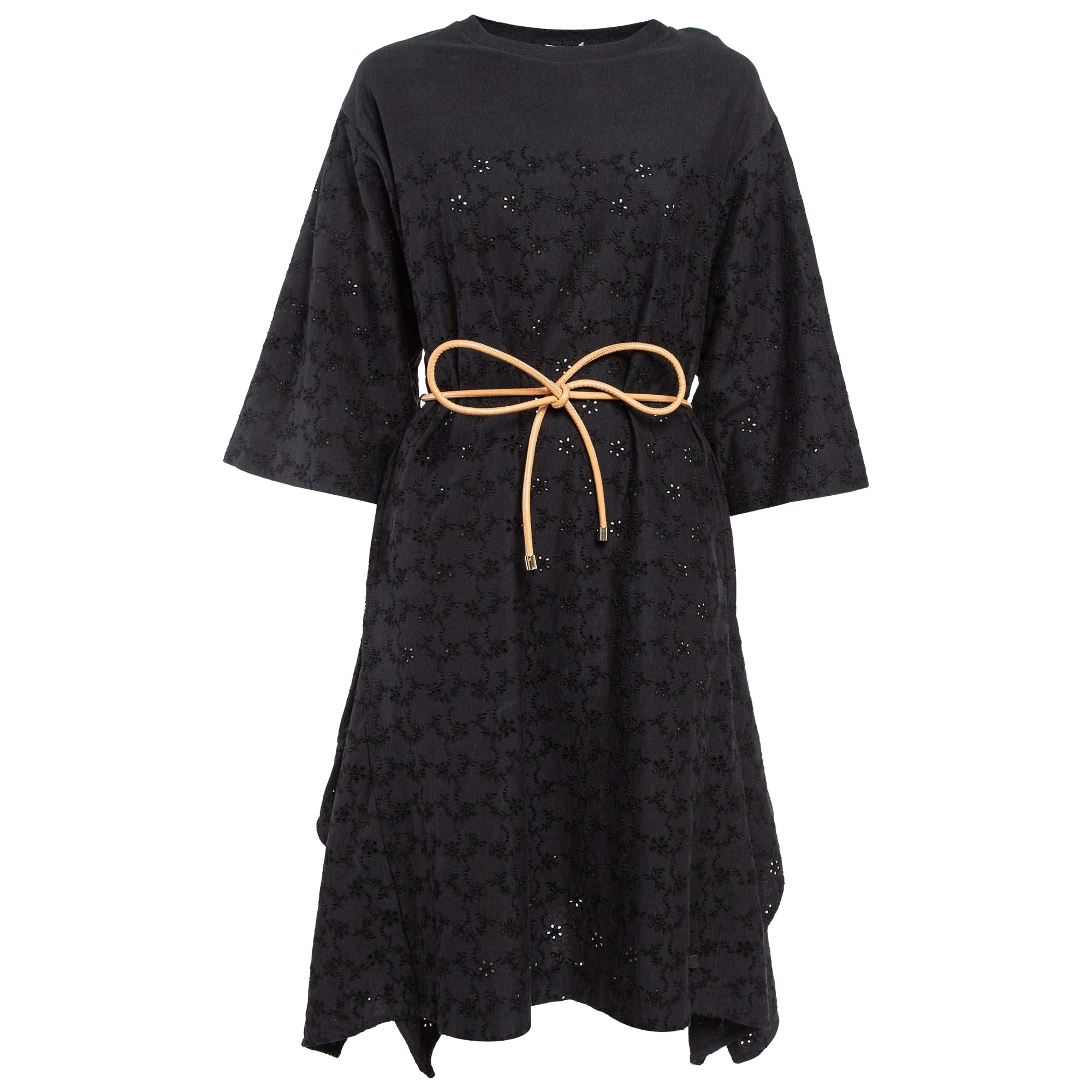 Moncler Schwarzes asymmetrisches Midikleid aus bestickter Baumwolle mit Broderie Anglaise in Schwarz XS