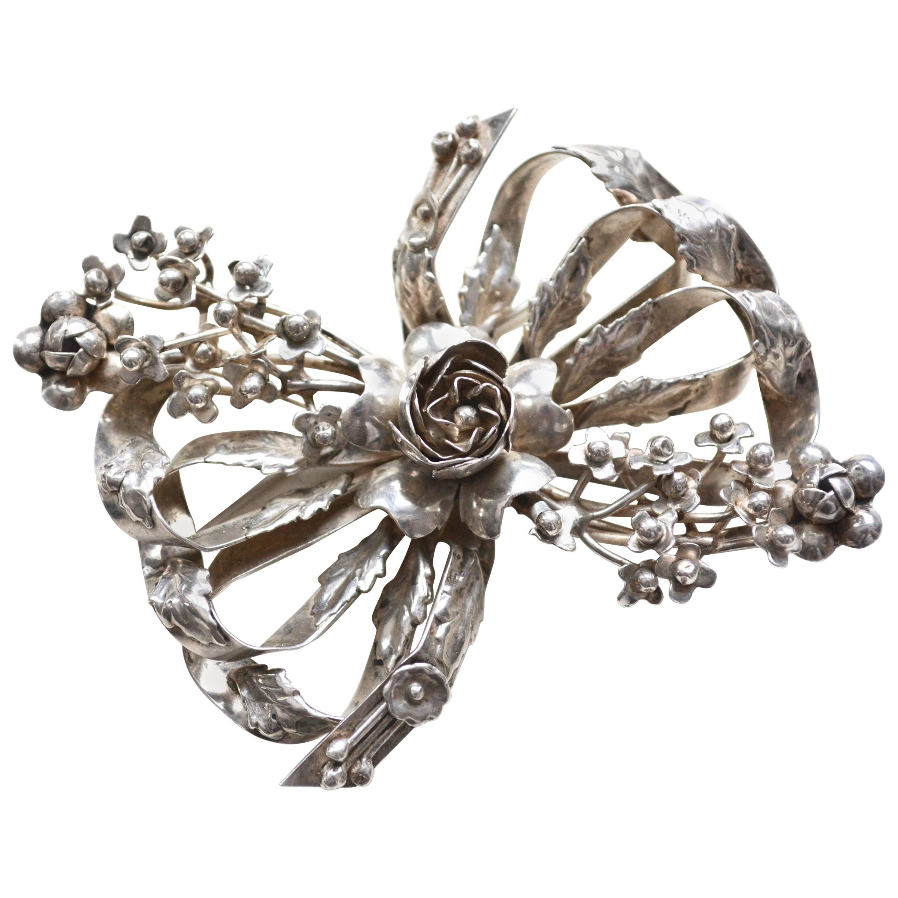 1940s Hobe Oversized Sterling Bow Brooch For Sale