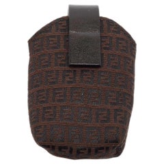 Étui pour téléphone portable en cuir et toile Zucchino Brown de Fendi