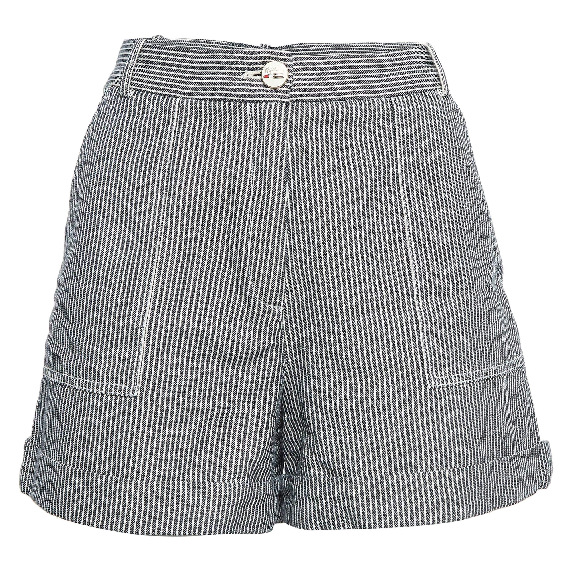 Maje Schwarz/Weiß gestreifte Baumwoll Shorts Regular L im Angebot