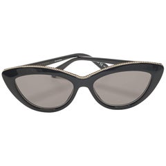 Stella McCartney Lunettes de soleil Falabella Cateye noires