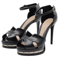 Bombas de plataforma Alexander McQueen de piel en negro