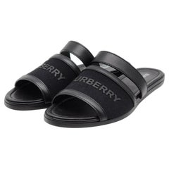 Sandales plates en toile et cuir Burberry Honor en noir