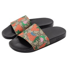 Gucci GG Supreme Strawberry Slides in Canvas