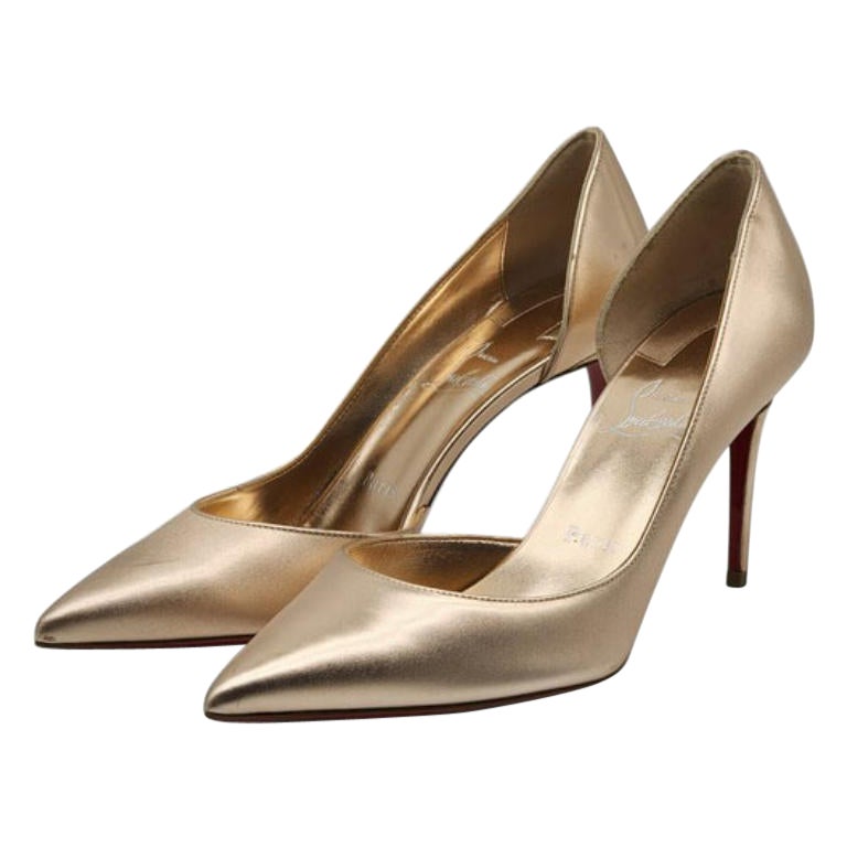Christian Louboutin Iriza Pumps Metallic Leather in Gold Size 38 For Sale