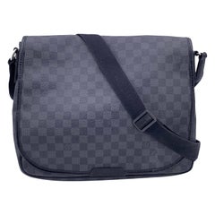 Louis Vuitton Damier Graphite Daniel GM Messenger Bag N58029