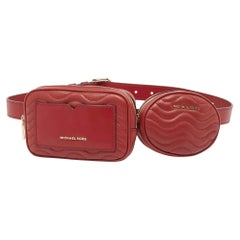 Michael Kors - Sac ceinture utilitaire en cuir matelassé rouge